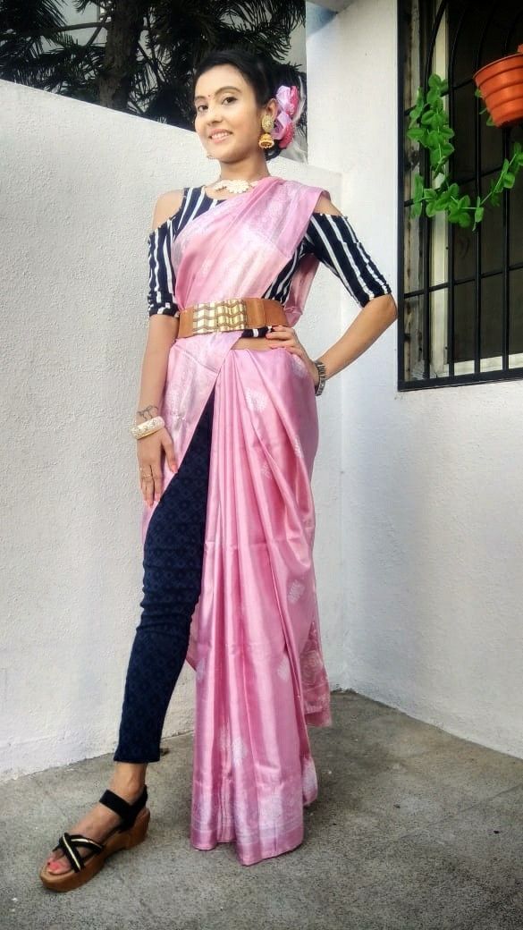 saree-with-jeans