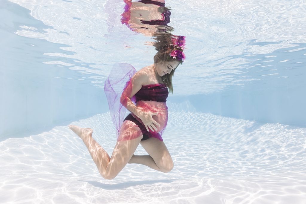 underwater-pregnancy-photoshoot1